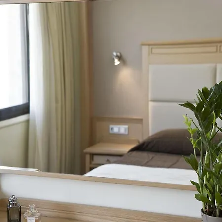 Parnon Hotell Aten